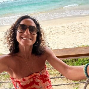 Meet your Posher, Bridgit